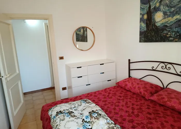 Casa al mare in centro a 100 metri dalla spiaggia con terrazza